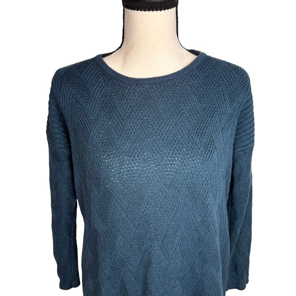 Lee Blue Knit Sweater Size M Textured Crewneck Cozy Minimalist - Picture 2 of 7